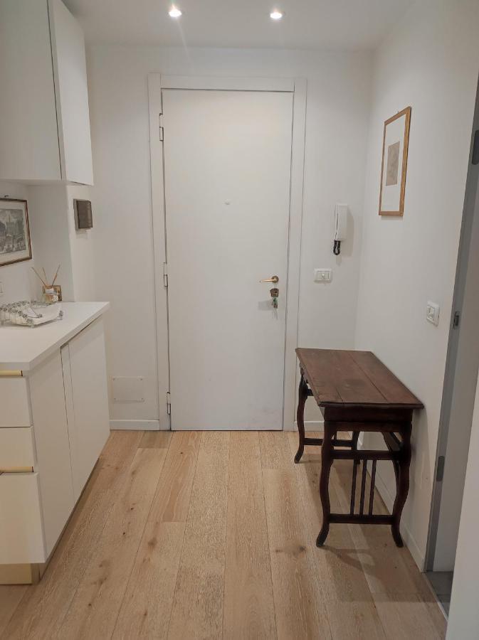 Maria Holiday Homes -Vitruvio 42 Appartamenti Milan Luaran gambar