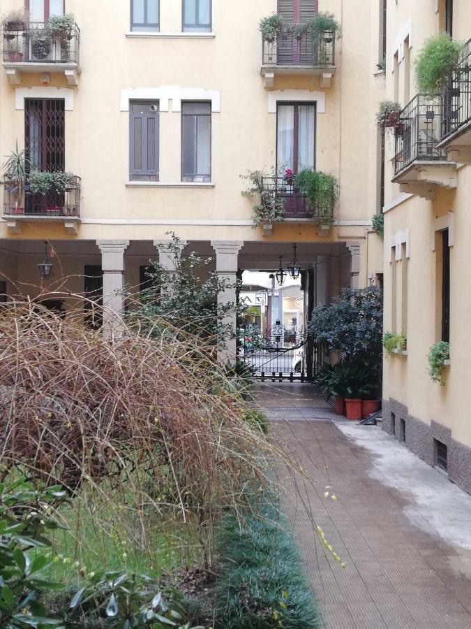 Maria Holiday Homes -Vitruvio 42 Appartamenti Milan Luaran gambar